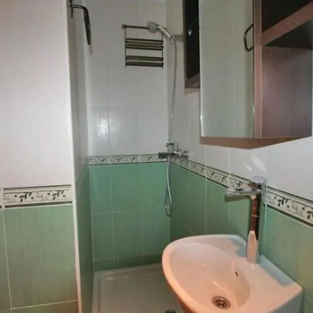 Сasa de vacaciones Lovely In With Swimming Pool *