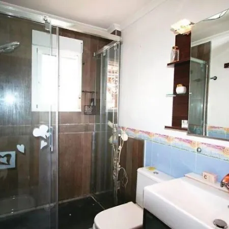 Сasa de vacaciones Lovely In With Swimming Pool *