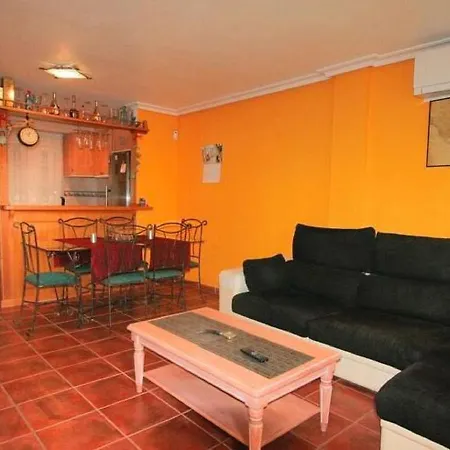 Сasa de vacaciones Lovely In With Swimming Pool *